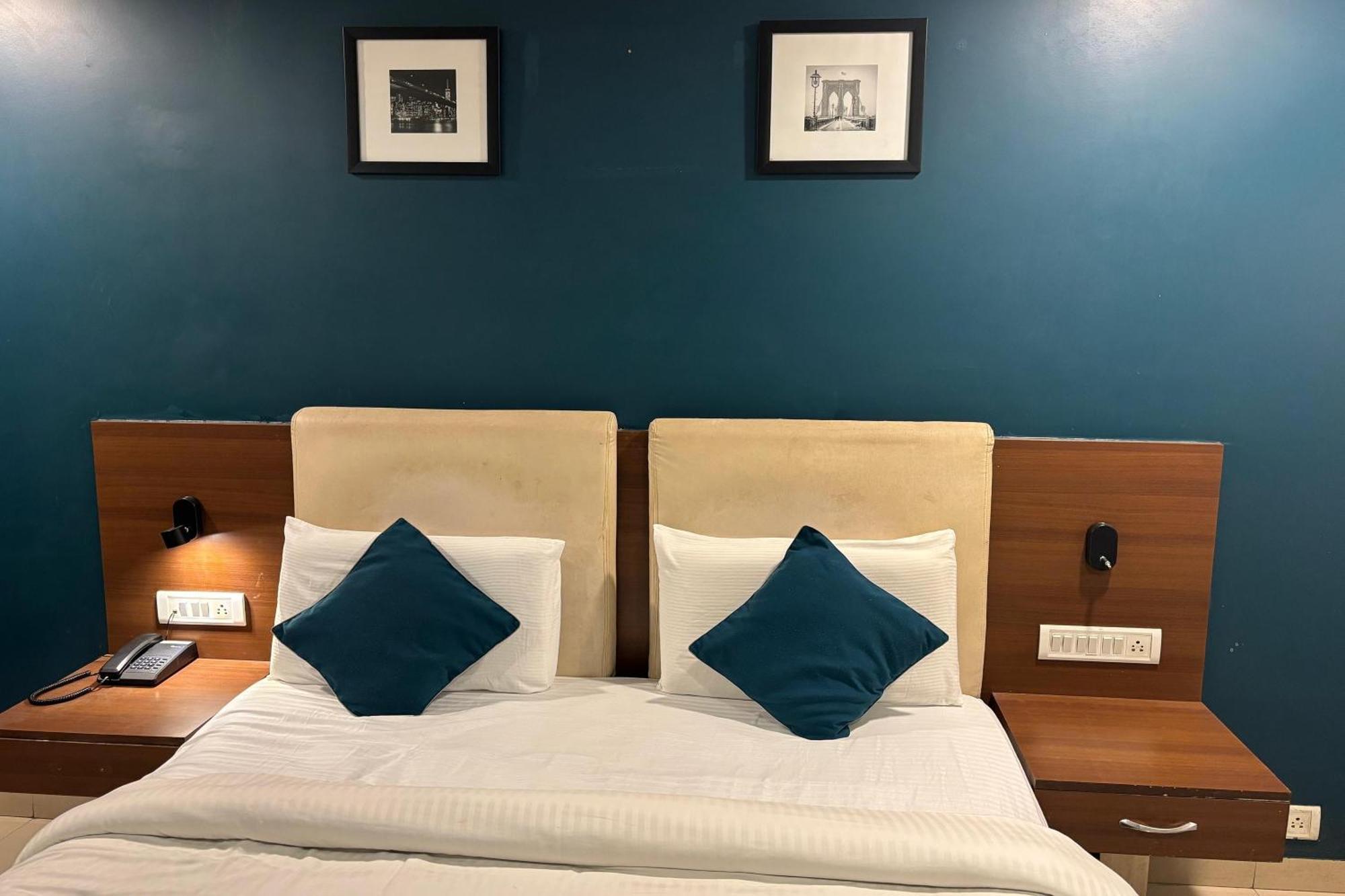 Hotel Concord Galaxy Мумбаї Екстер'єр фото