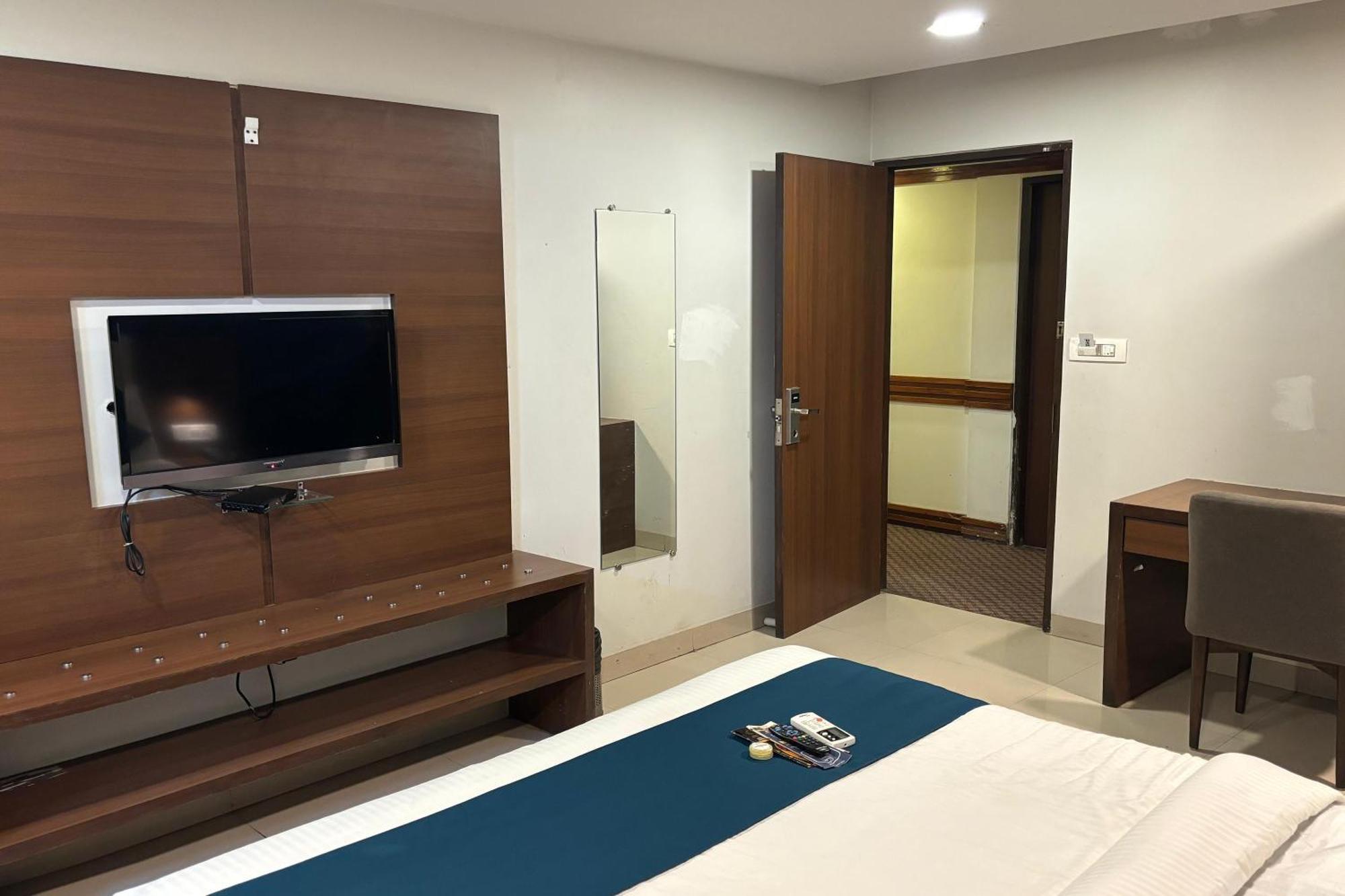 Hotel Concord Galaxy Мумбаї Екстер'єр фото