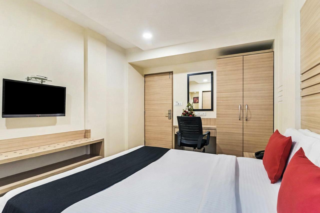 Hotel Concord Galaxy Мумбаї Екстер'єр фото